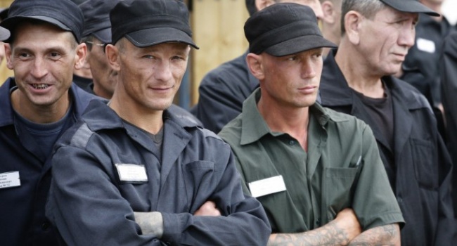 Тимчук розповів, ким донецькі бойовики доукомплектовують свої збройні формування 