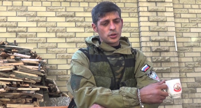 У Росії пояснили, чому "вибухають" бойовики "Л/ДНР" У Росії пояснили, чому "вибухають" бойовики "Л/ДНР"