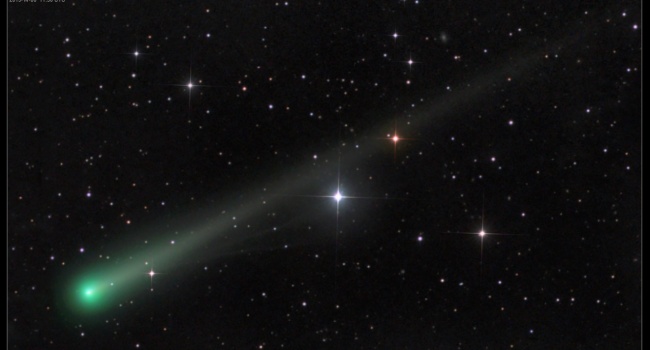 К Земле приближается уникальная зеленая комета