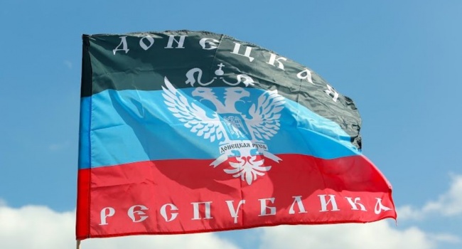 Казанский: флаг «ДНР» задает нужную атмосферу на похоронах