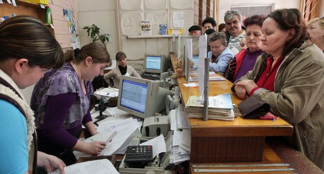 Эксперт: МВФ не причем, в Украине просто нет столько рабочего населения, которое может содержать 13 миллионов пенсионеров