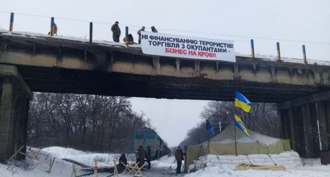 Блогер предложил инструкцию для чайников: как привести к власти кремлевских марионеток Блогер предложил инструкцию для чайников: как привести к власти кремлевских марионеток