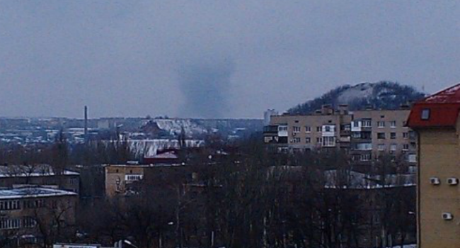 Потужний вибух на хімзаводі в Донецьку: людей охопила паніка 