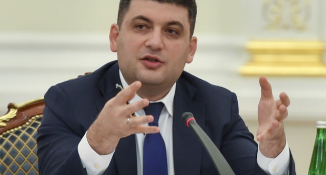Гройсман розкритикував тих, хто звинувачує його у корупції 