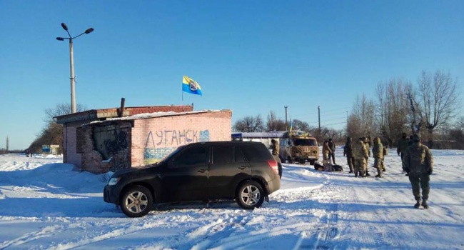 Организаторы блокады Донбасса объявили о следующем этапе Организаторы блокады Донбасса объявили о следующем этапе