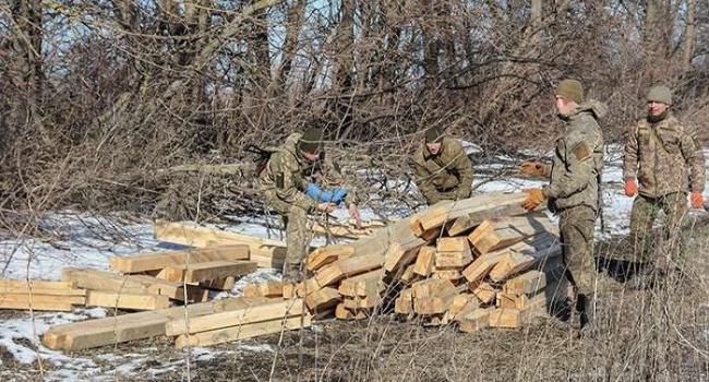 Сили АТО звели бліндаж під носом у терористів Сили АТО звели бліндаж під носом у терористів