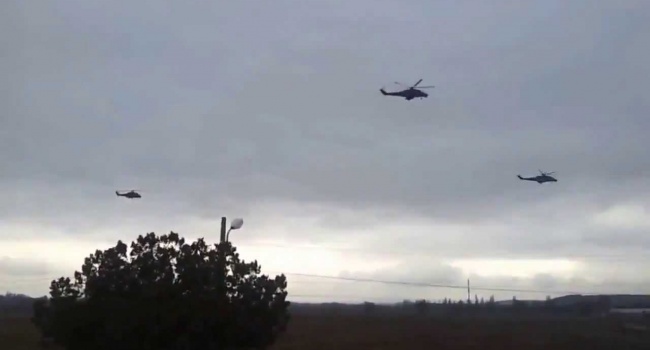 На адмінмежі з Кримом Росія підняла у повітря вертольоти 