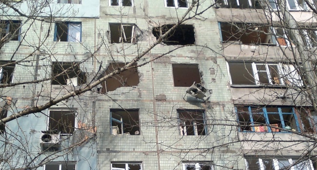 Авдіївка знову під обстрілами Авдіївка знову під обстрілами