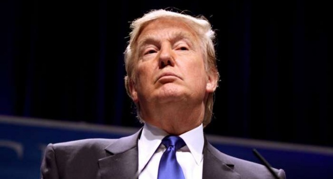 Дональд Трамп назвав ворогами народу найбільші ЗМІ