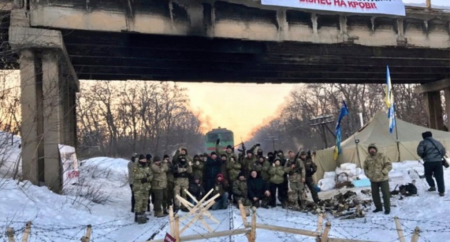 Блокада на Донбасі пошириться і на сполучення з Росією