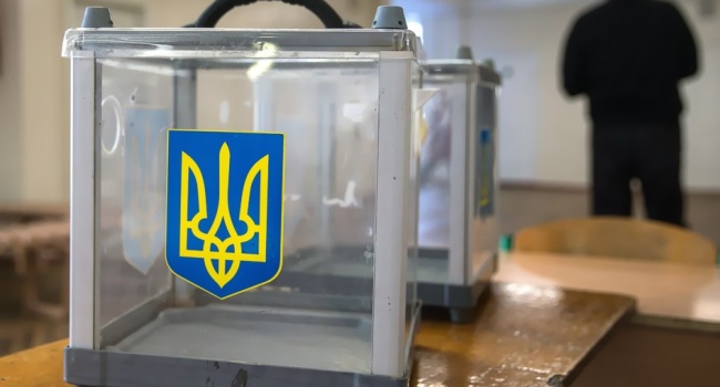 Олег Пономарь: угроза досрочных выборов в этом году снимается окончательно