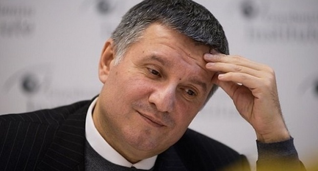 У ВРУ знову вирішують питання звільнення Авакова 