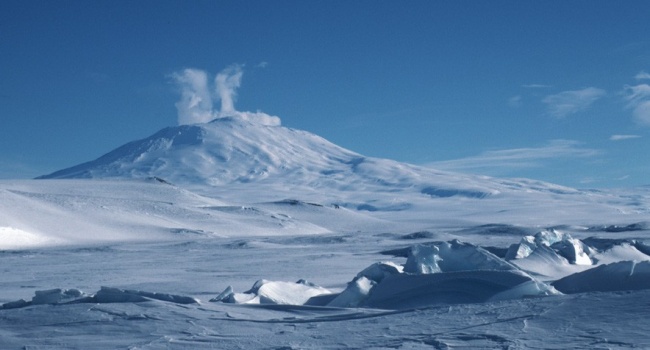 Ученые НАСА сделали сенсационное заявление о вулкане Эребус в Антарктике