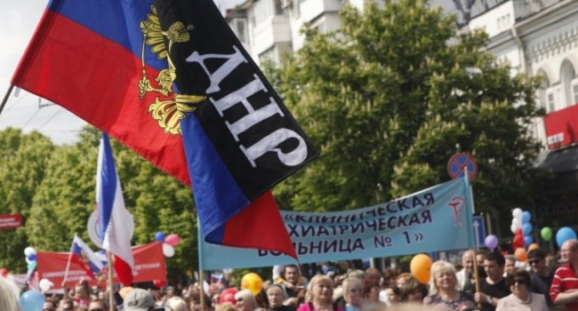 Дослідники розповіли, як ЗМІ бойовиків вихваляють Москву, а Київ принижують 