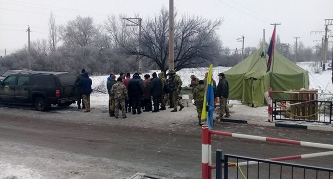 Колишній працівник СБУ розповів, що робити з нардепами, які блокують Донбас 