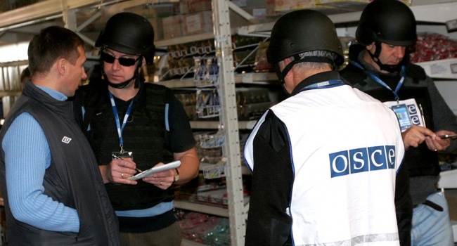 Боевики Донбасса отобрали у наблюдателей ОБСЕ беспилотник
