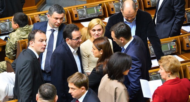 Карпенко: депутаты «Самопомощи» теряют сплоченность, по-разному комментируя важные законопроекты