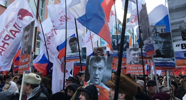 Портников: Путин понимает, что даже мертвый Борис Немцов может стать символом новой России