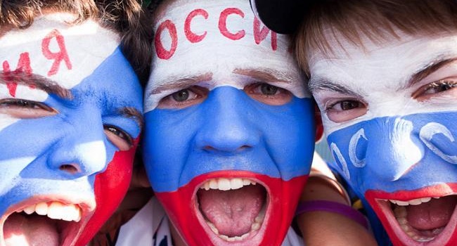 Скільки росіян пишаються собою через анексію Криму - опитування 
