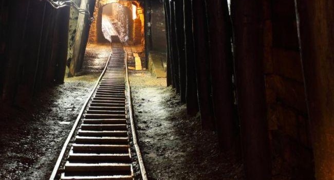 Аварія на шахті у Львівській області: 8 людей загинуло 