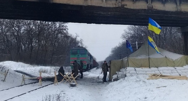 Уряд має три сценарії розвитку подій довкола блокади
