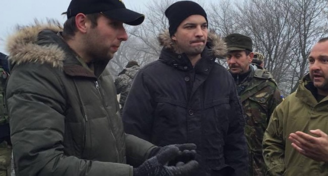 Блогер: еще немного понаблюдаем молча за Парасюком и Семенченко и в Украине опять «повеет» сепаратизмом