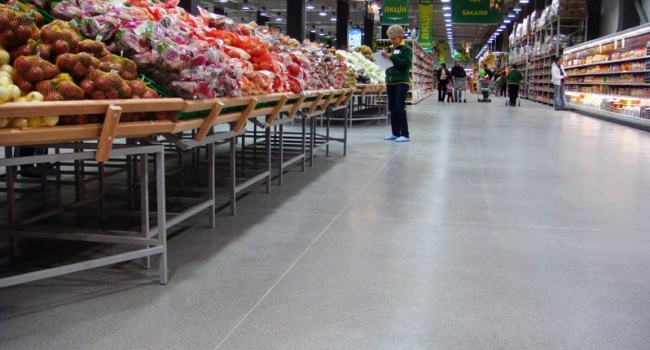 В київському супермаркеті охоронці напали на 15-річного хлопця