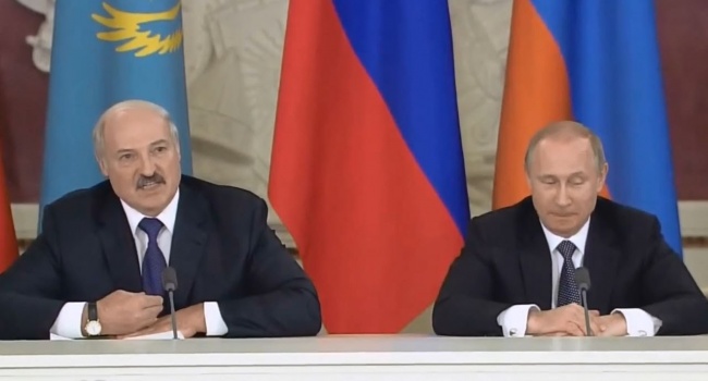 Політолог: Москва скоро може прибрати Лукашенка 