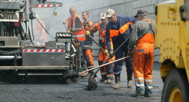 За 2 месяца до Евровидения киевские власти решили заняться ремонтом дорог