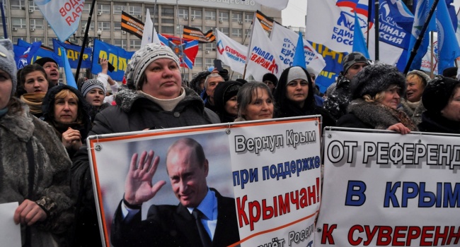 Блогер: россияне и другие иностранцы теперь задумаются, стоит ли посещать Крым, если за это будет «бан» на въезд в Украину