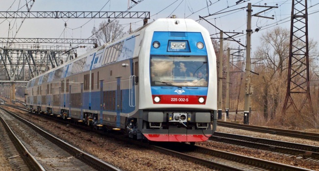 В Украине появится еще один дополнительный поезд на Пасху