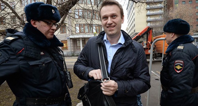Блогер: сегодня в России начался спектакль «режиссера» Навального по заказу «сценариста» Путина