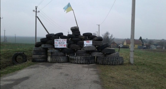 На Львівщині знову протести через сміттєву проблему