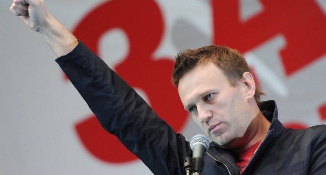 Политолог: Кремль готовит контролируемого Навального у спарринг-партнеры Путину