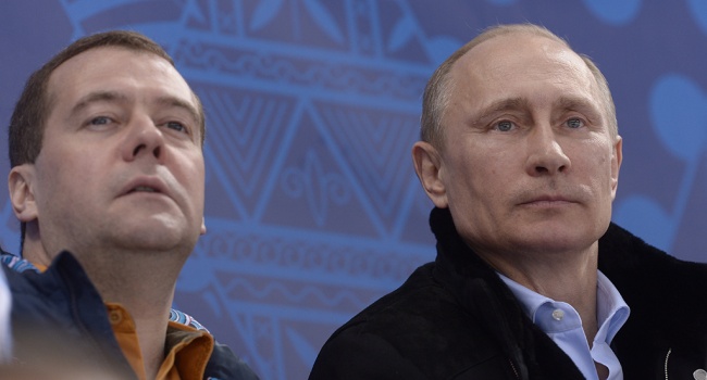 Эксперт: скандал с Медведевым отразится на репутации Путина