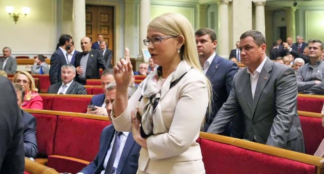 Ахеджаков рассказал, как Тимошенко Парасюк, Савченко и компания, скрепя зубами, поздравили украинцев с «безвизом»