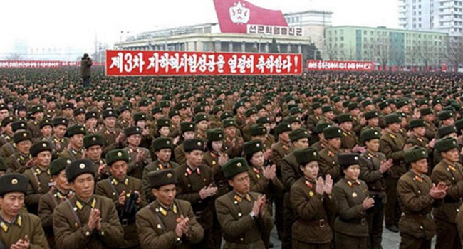 В РФ пояснили, навіщо влада КНДР показала відео знищення США 