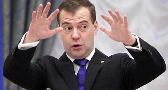 В словах Медведева был пугающий политический контекст