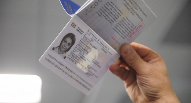 Власниками біометричних паспортів стали вже майже 3,5 млн. громадян України 