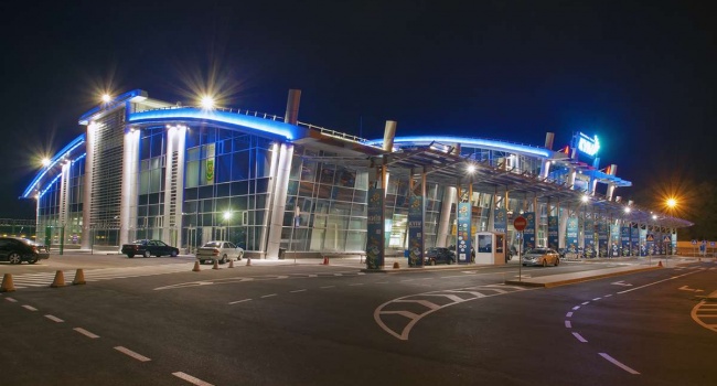 Аэропорт «Киев» приостанавливает сотрудничество с Ryanair из-за разногласий по тарифам