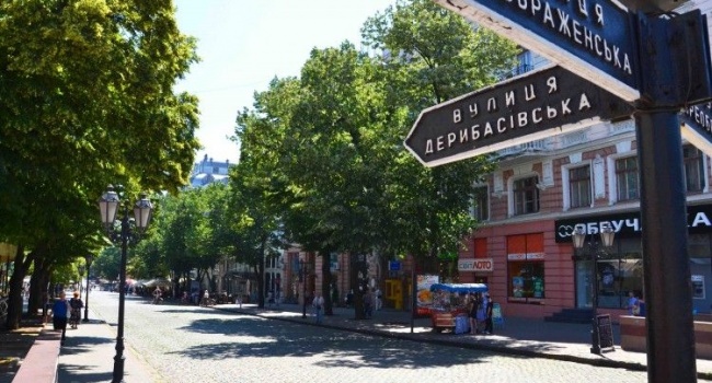 Суд відмінив рішення про повернення радянських назв в Одесі