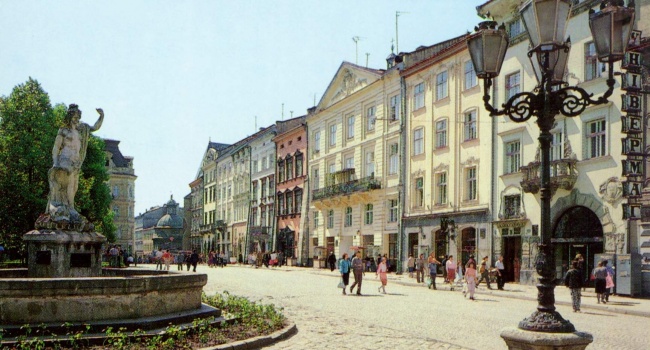 Львову – 761 год: президент поздравил город с праздником