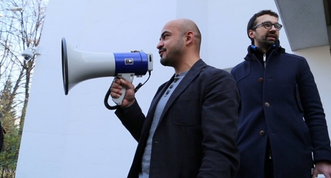 Аналитик: тот, кто вчера кричал про патриотизм сегодня ноет про запрет Вконтакте Аналитик: тот, кто вчера кричал про патриотизм сегодня ноет про запрет Вконтакте