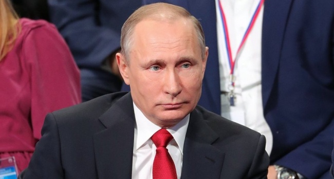 Политолог: санкции Путину просто необходимы