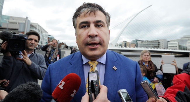 Эксперт: не нужно нагнетать ситуацию с судами, чтобы не повторить судьбу Саакашвили