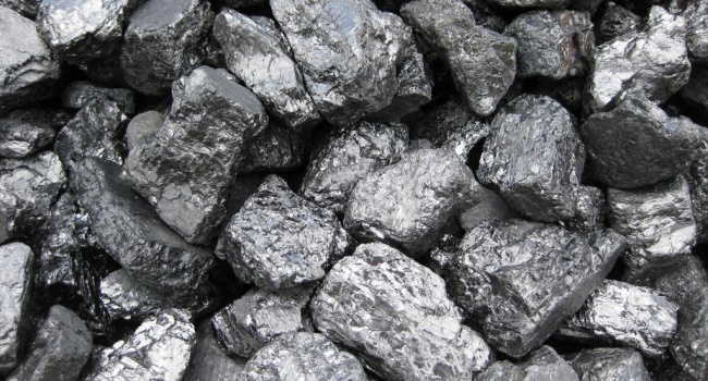 Україна отримала першу партію вугілля з ПАР