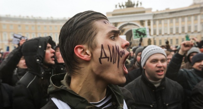 Украинский волонтер: о революции уже говорят во всех уголках России