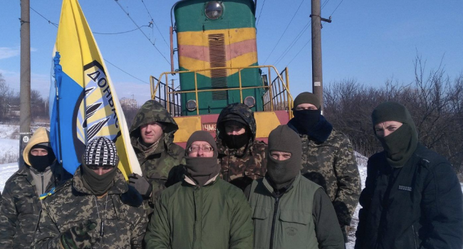 Другий етап блокади Донбасу: у штабі заявили про мобілізацію