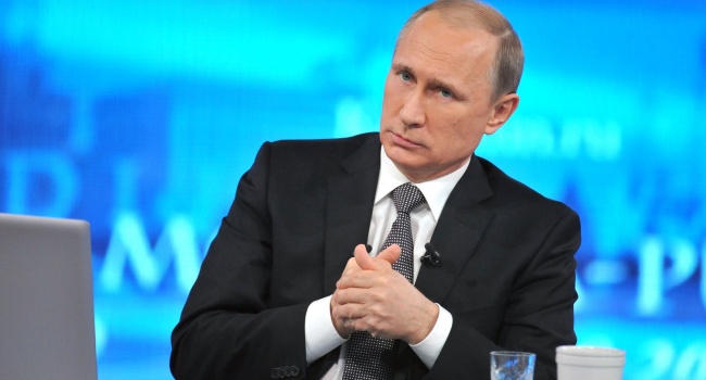Смерть жанру  – політолог про пряму лінію Путіна