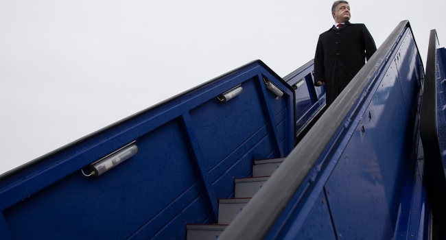 Эксперт: смысл визита Порошенко в США покажет встреча его в аэропорту